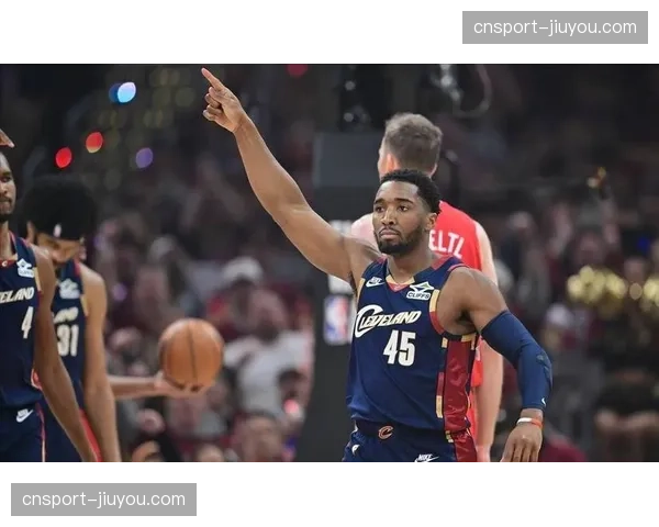 猛龙转换防守到位率 限制骑士快攻得分成功率达89%